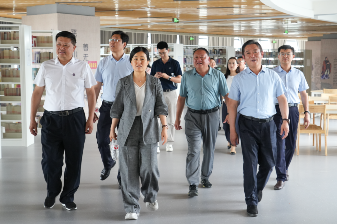 枣庄市总工会领导一行莅临beat365中文官网调研指导